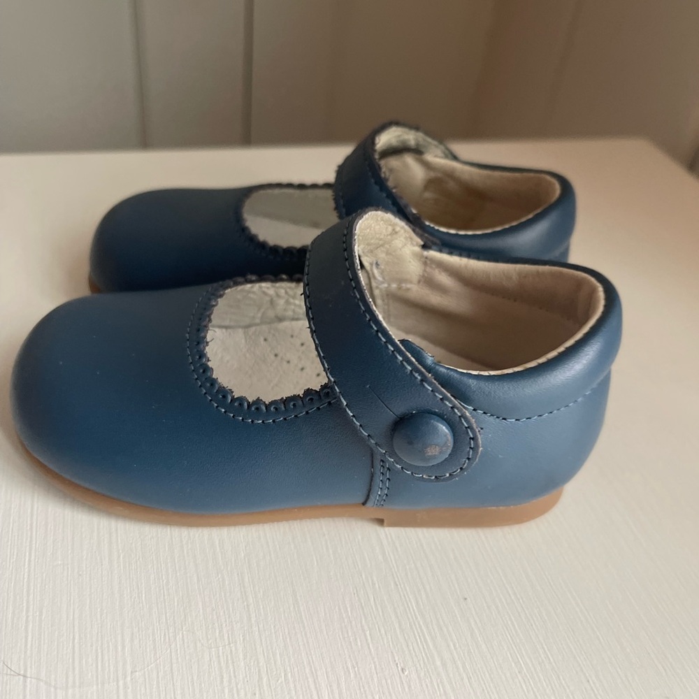 Classic Baby Mary Jane Shoes in Navy Blue